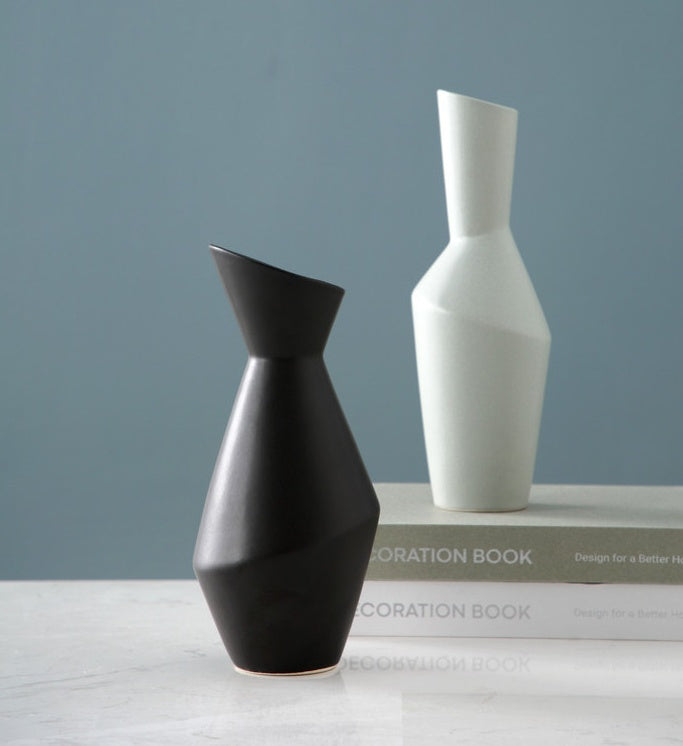 Ceramic De Shape vase