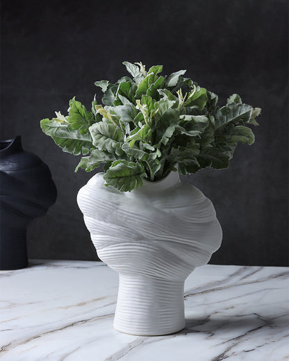 DeShape Ceramic Vase